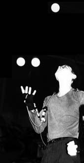 The juggling motion sensors, custom made by Bret Battey.